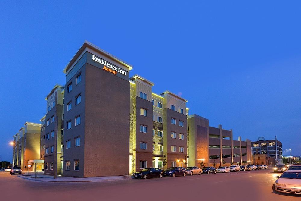 Hampton Inn & Suites Des Moines Downtown Esterno foto