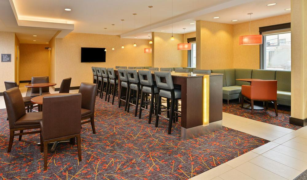 Hampton Inn & Suites Des Moines Downtown Esterno foto